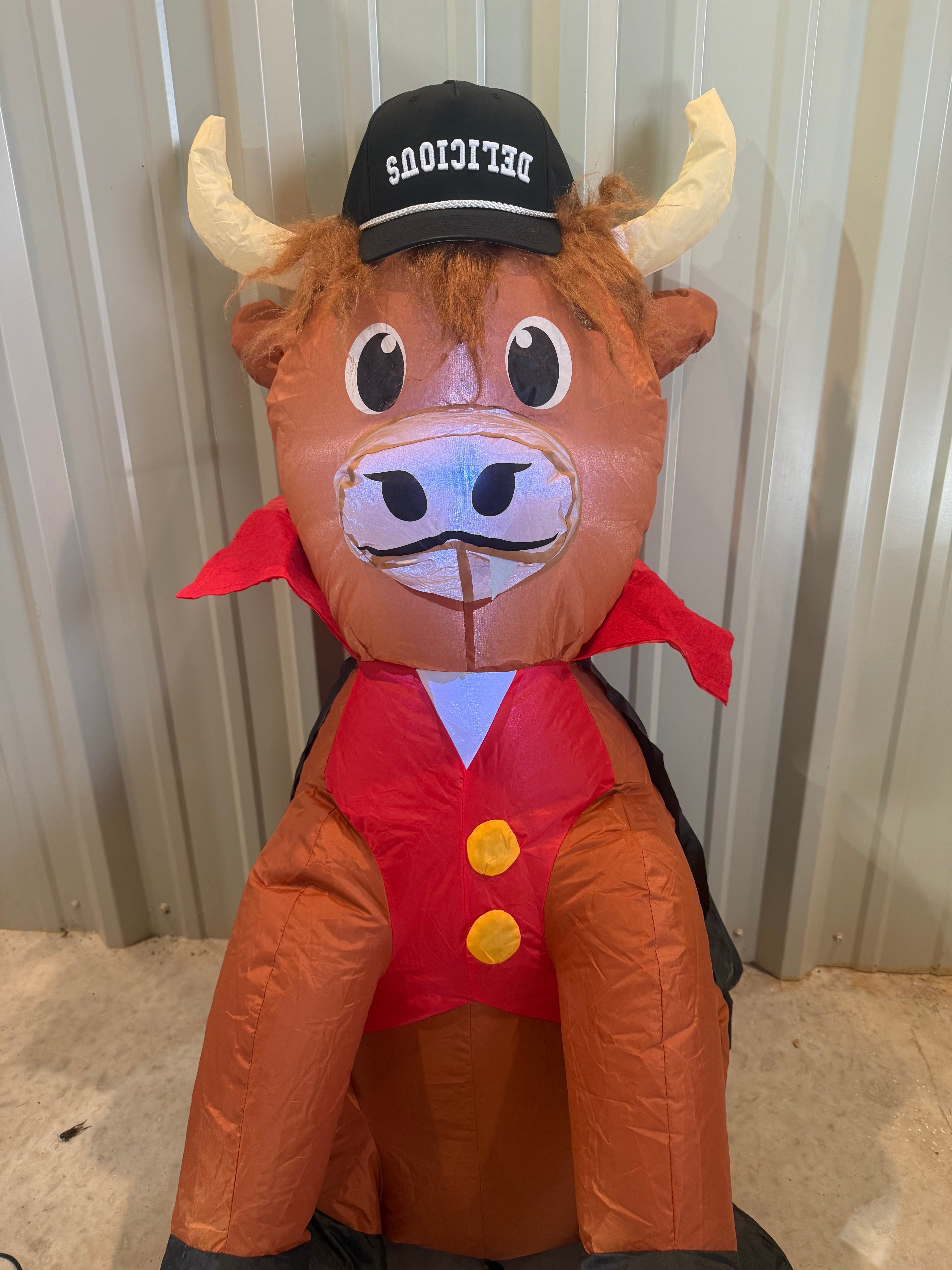 Black “Delicious” Hat